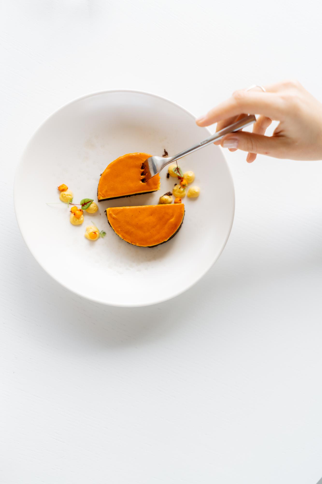 Plated dessert with precise garnishes